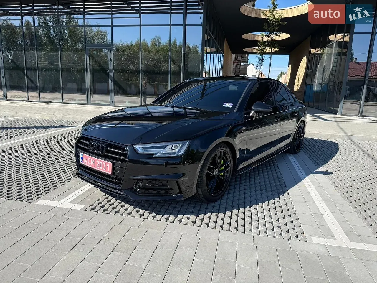 Audi A4 2016 photo 4