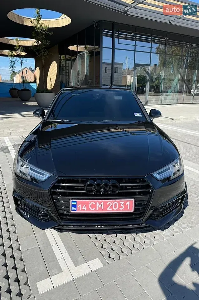 Audi A4 2016 photo 2