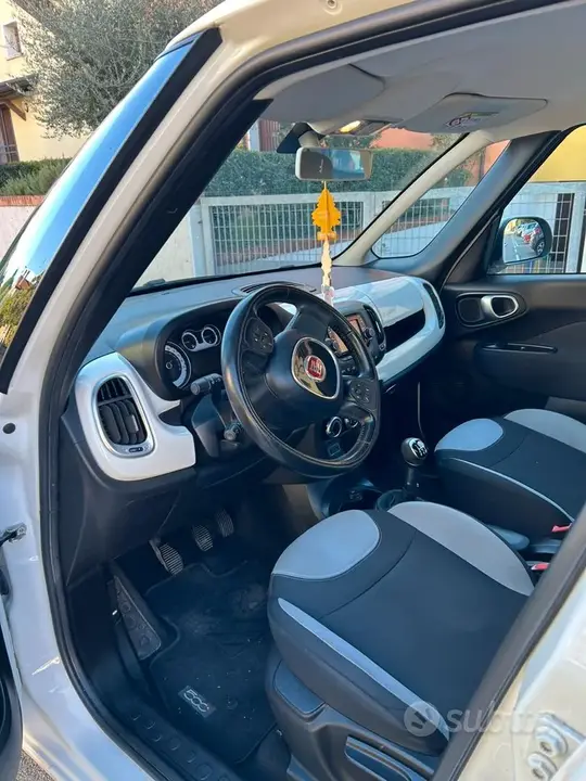 Fiat 500L 2016 photo 3