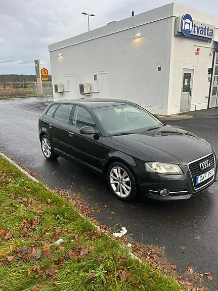 Audi A3 2011 photo 2