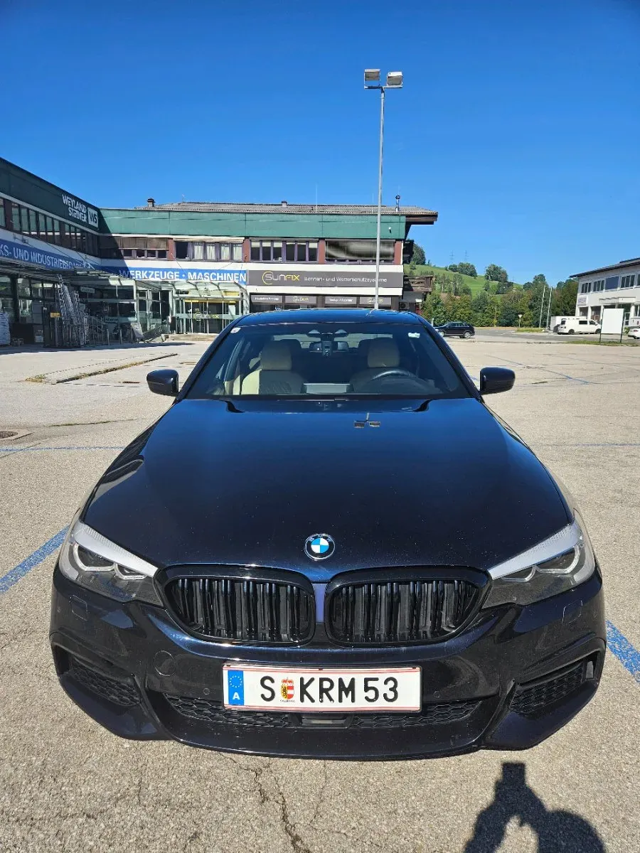 BMW 5 Series 2019 photo 3