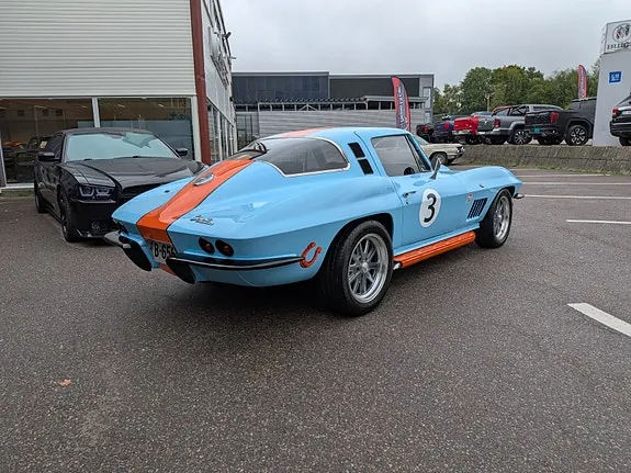 Chevrolet Corvette 1965 photo 4