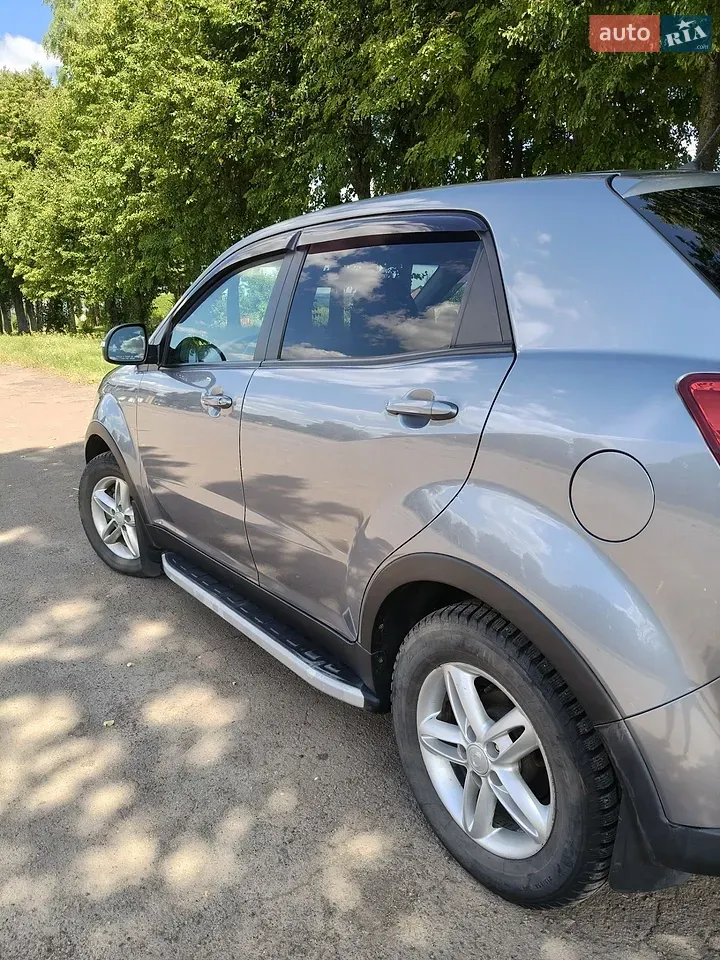KG Mobility Korando 2013 photo 4