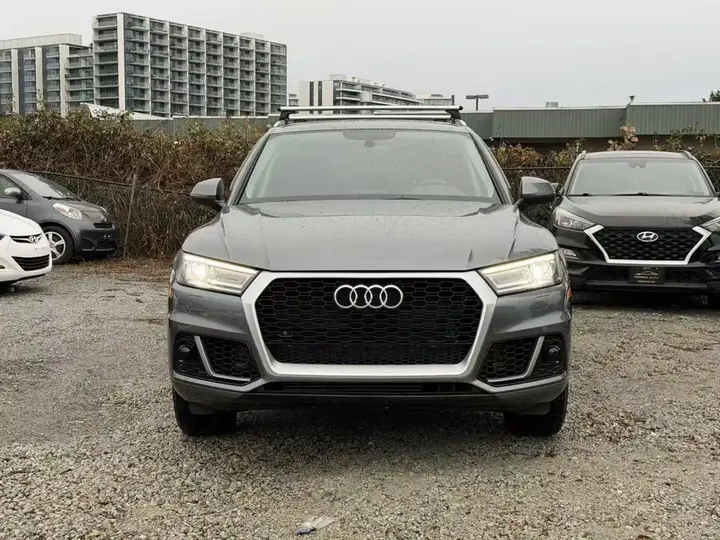Audi Q5 2018 photo 2