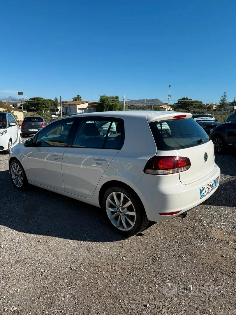 Volkswagen Golf 2009 photo 3