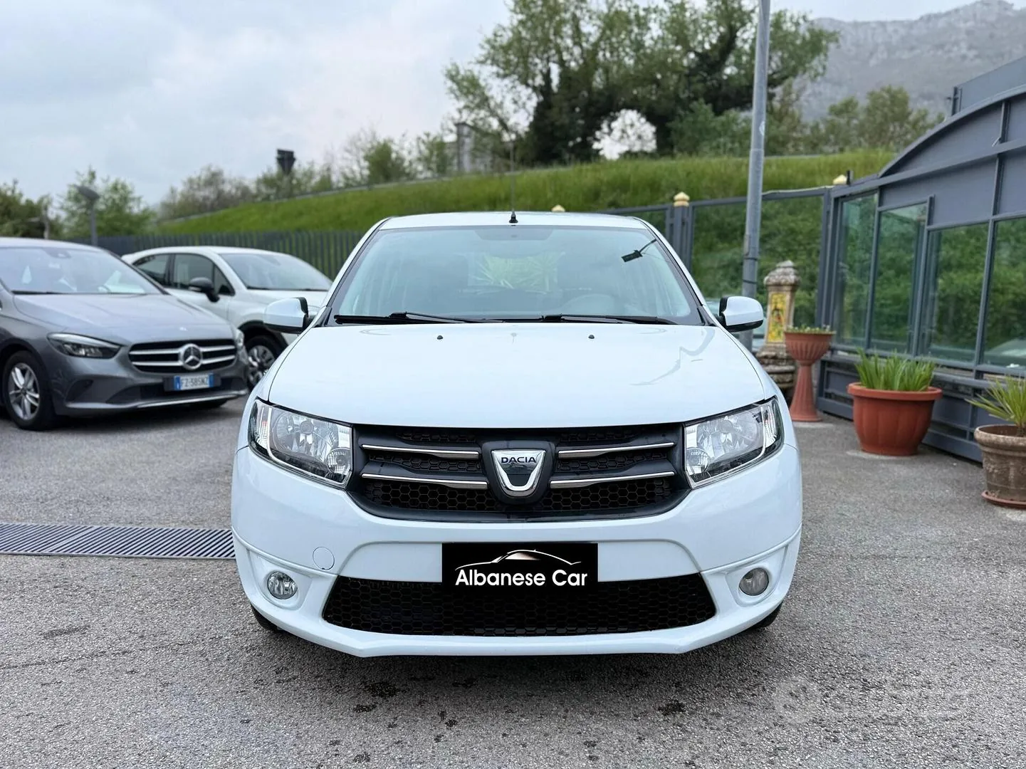 Dacia Sandero 2013 photo 2