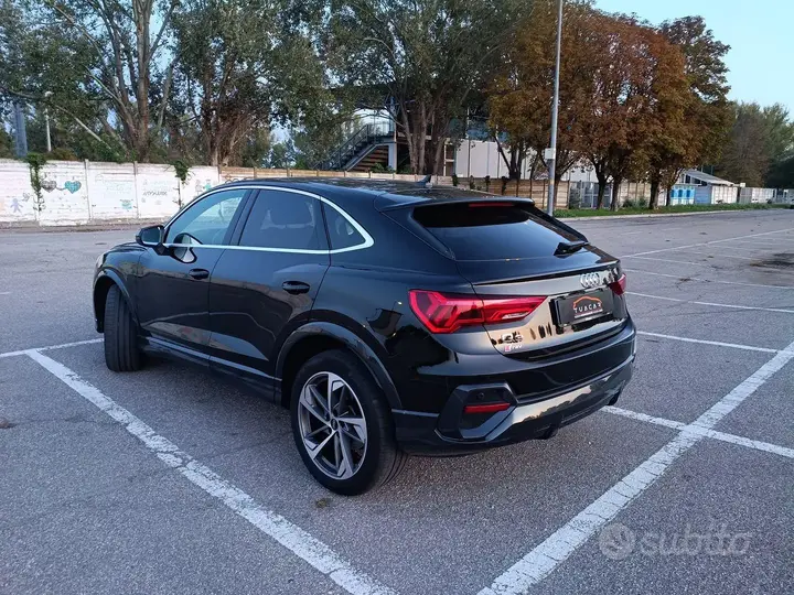 Audi Q3 2022 photo 5