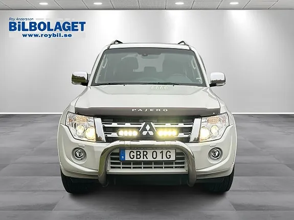 Mitsubishi Pajero 2014 photo 4