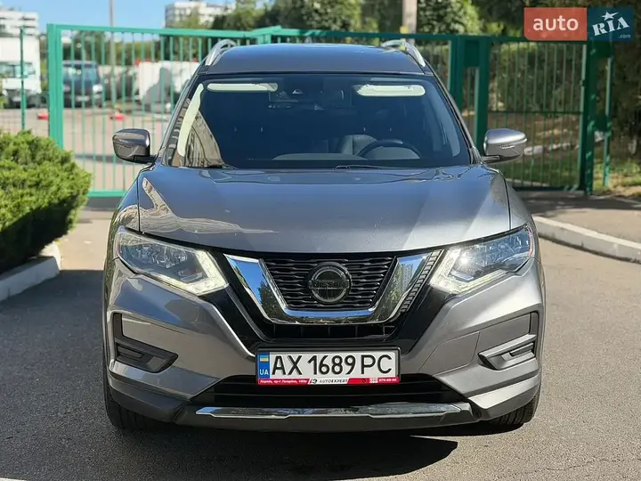 Nissan Rogue 2018 photo 2