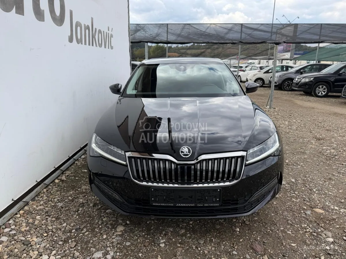 Skoda Superb 2022 photo 5