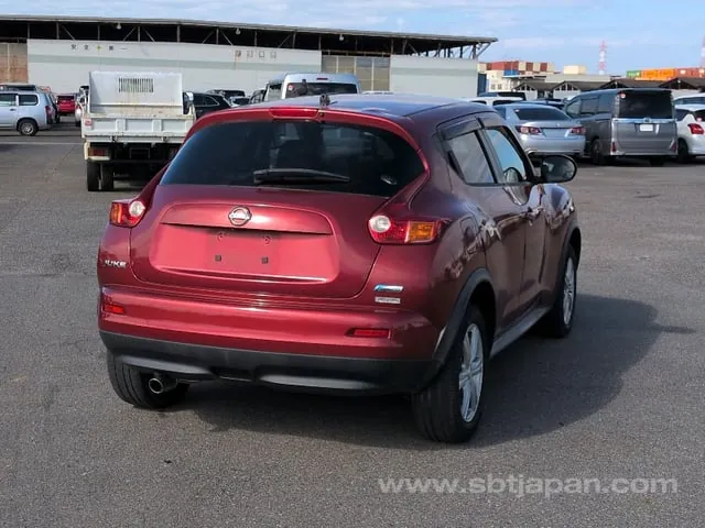 Nissan Juke 2010 photo 4