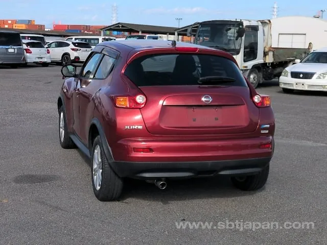 Nissan Juke 2010 photo 3