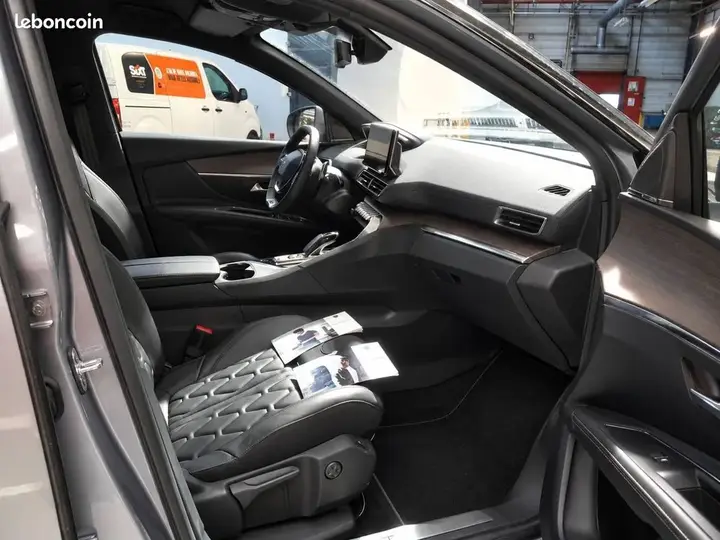 Peugeot 3008 2022 photo 3