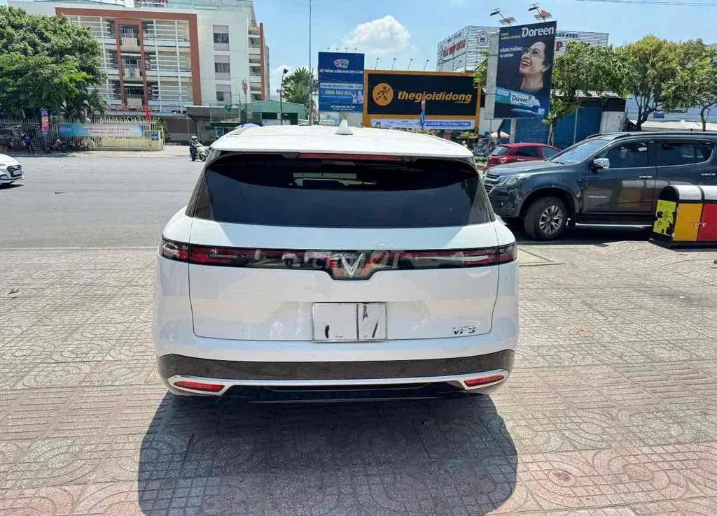 Vinfast Vf9