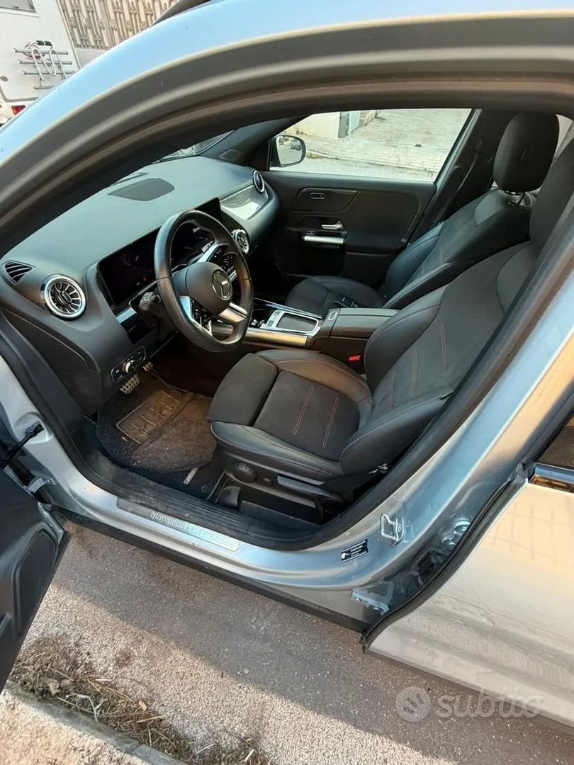 Mercedes-Benz Gla 2024 photo 3