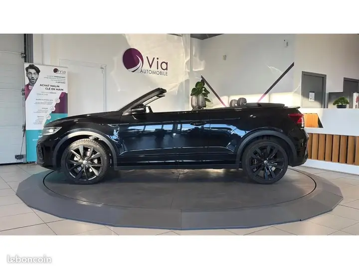 Volkswagen T-Roc 2022 photo 2
