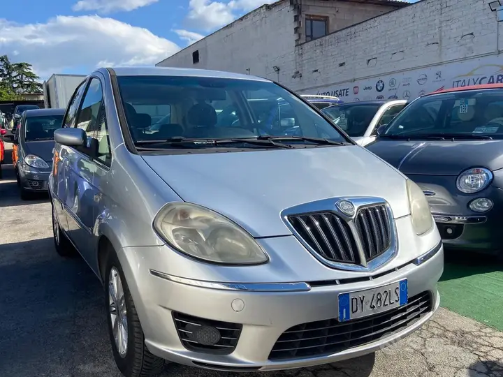 Lancia Musa 2009 photo 3