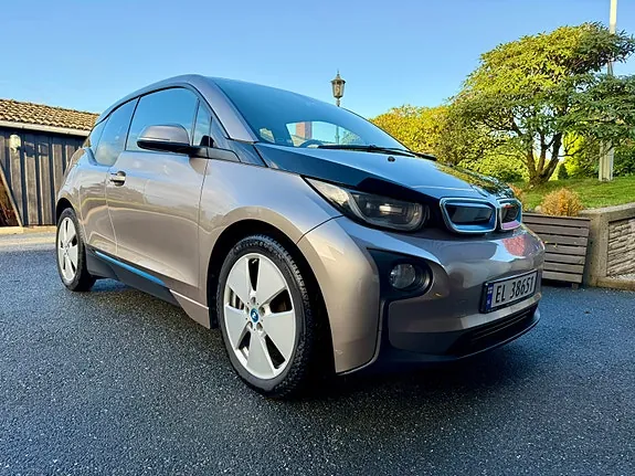 BMW I3