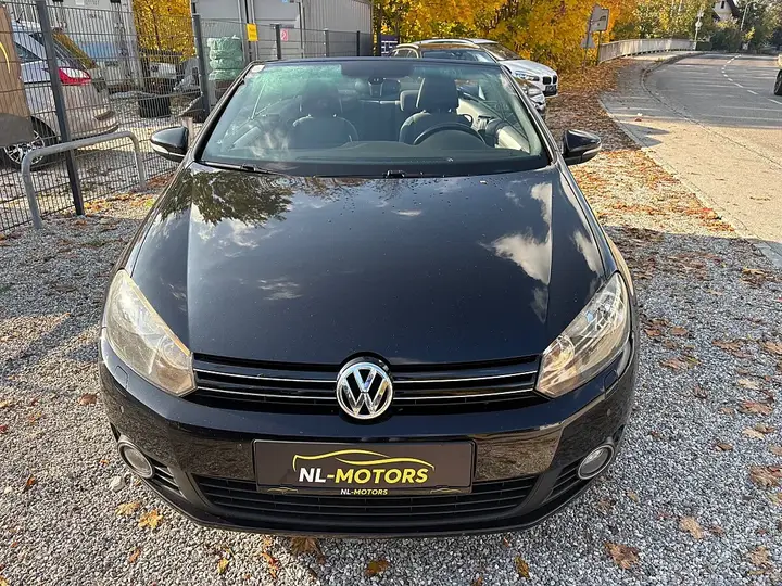 Volkswagen Golf 2011 photo 2