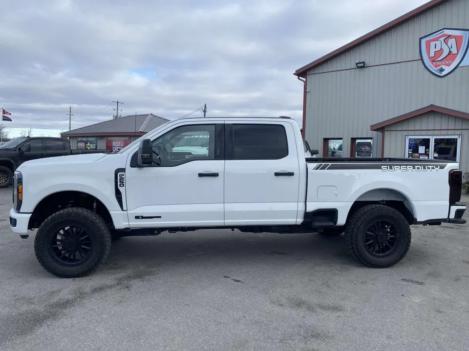 Ford F250 2023 photo 4
