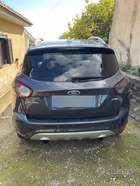 Ford Kuga 2010 photo 2