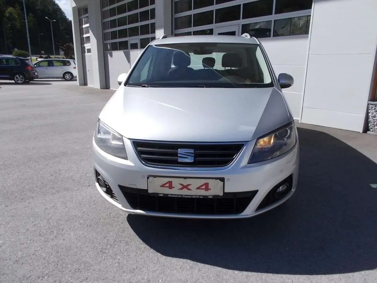 Seat Alhambra 2017 photo 2