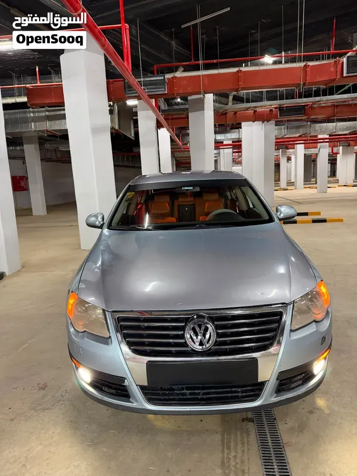 Volkswagen B6 2009 photo 2