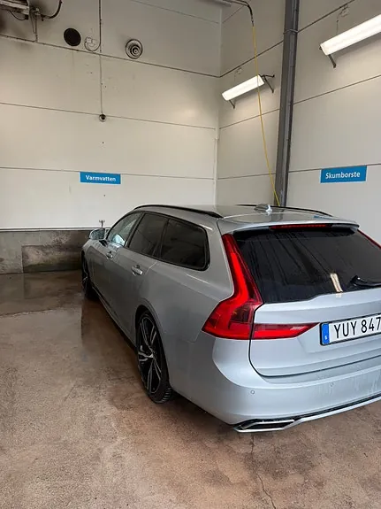 Volvo V90