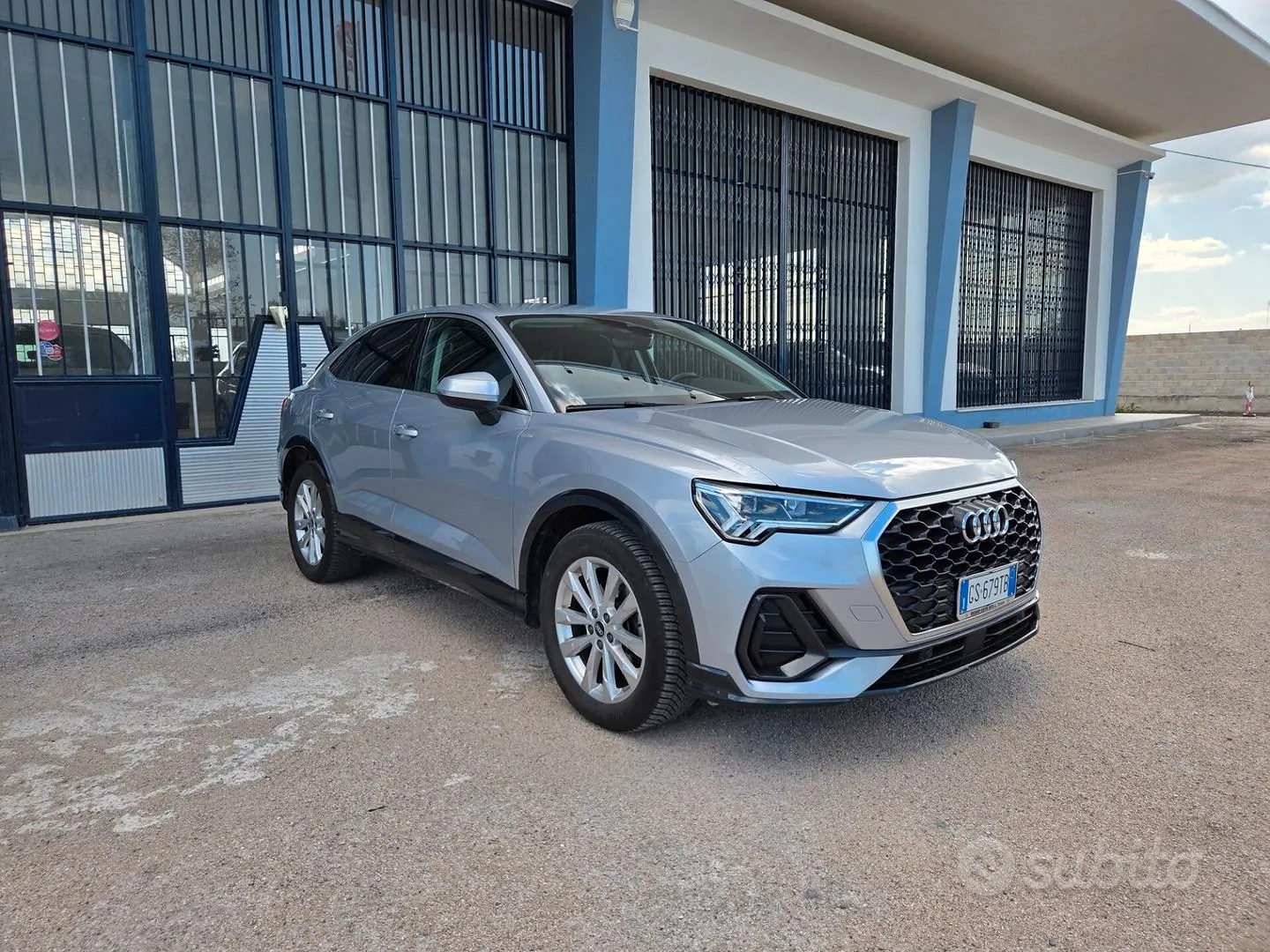 Audi Q3 2021 photo 3