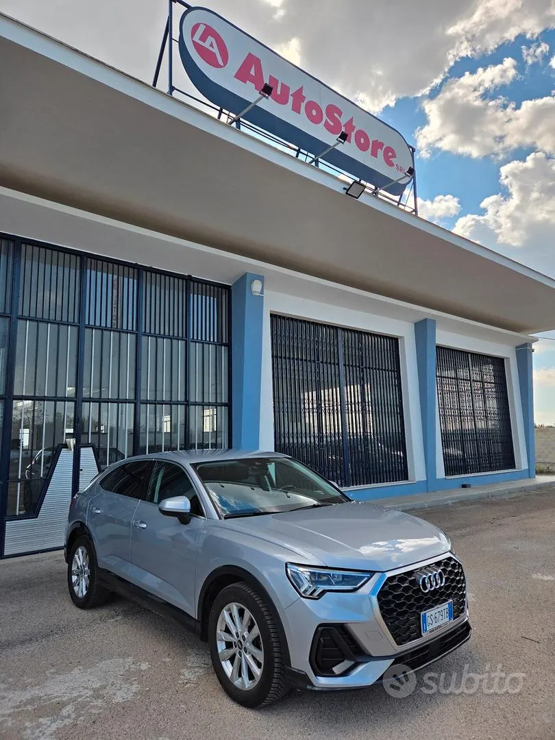Audi Q3 2021 photo 2