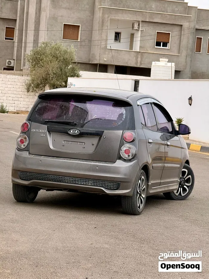 Kia Picanto 2010 photo 2