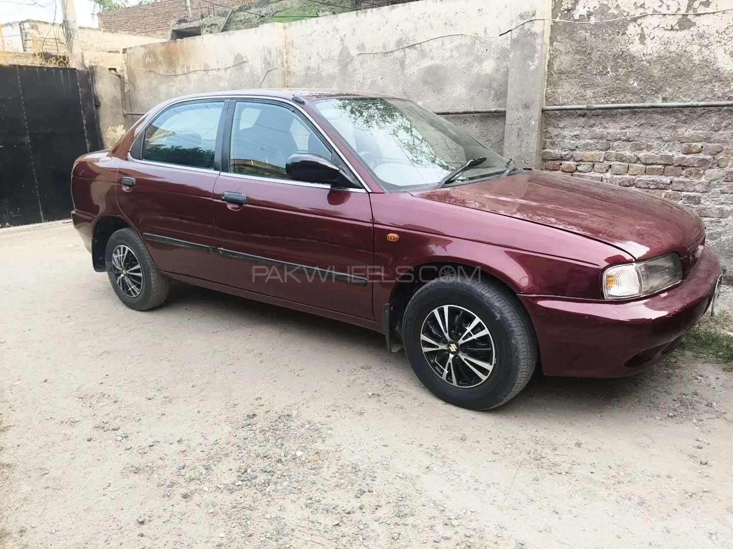 Suzuki Baleno