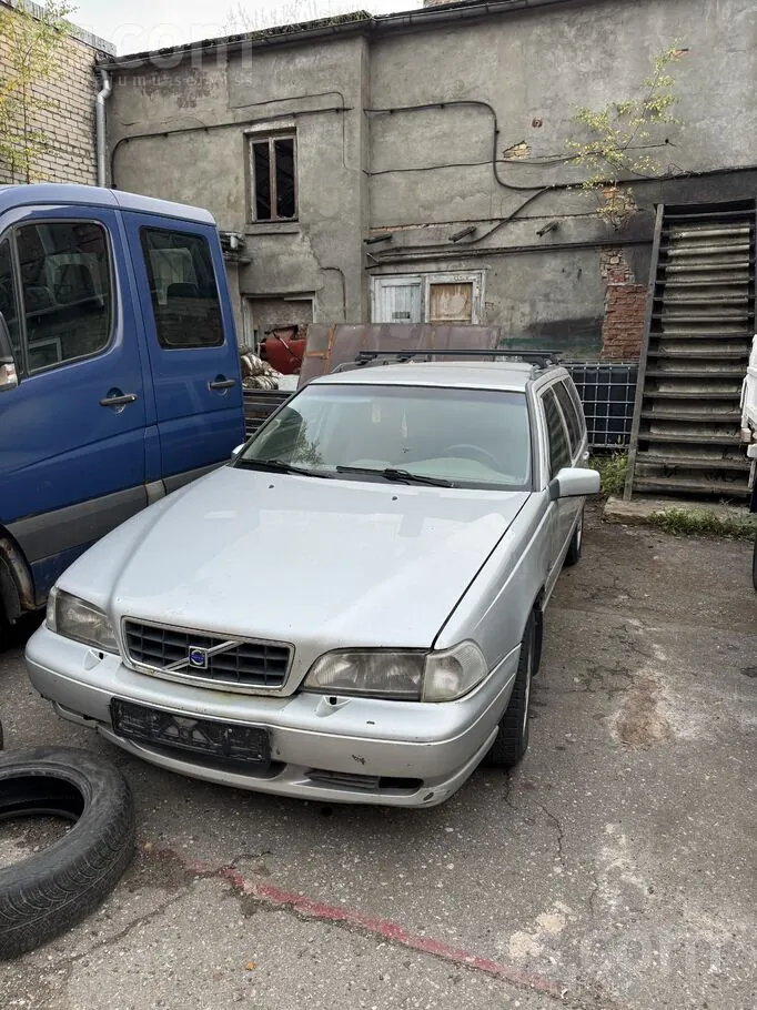 Volvo V70