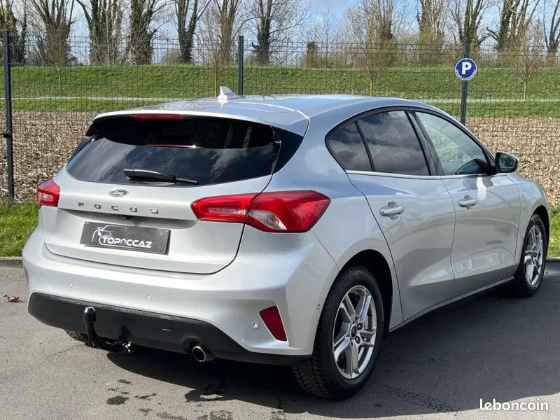 Ford Focus 2021 photo 3