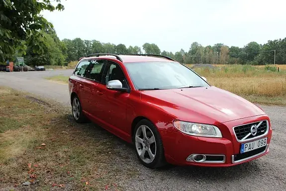 Volvo V70 2011 photo 4