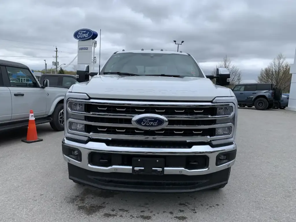 Ford F 250 2026 photo 2