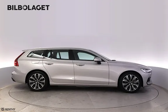 Volvo V60 2024 photo 2