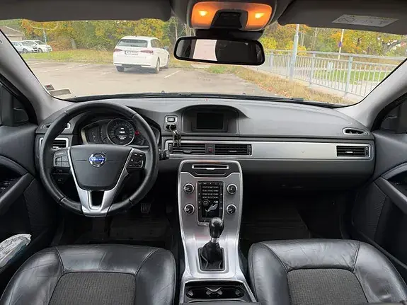 Volvo V70 2015 photo 4