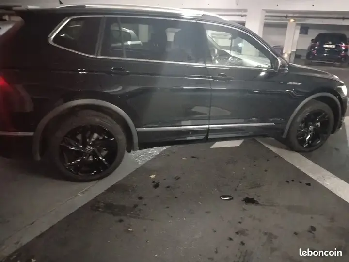 Volkswagen Tiguan Allspace 2022 photo 2
