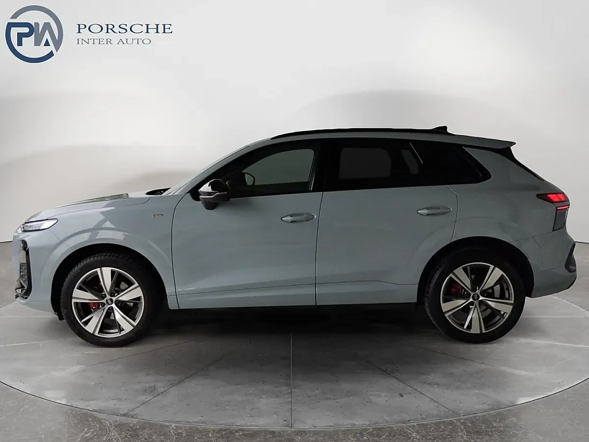 Audi Q3 2025 photo 2