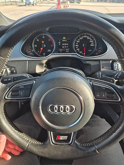 Audi A4 2013 photo 5