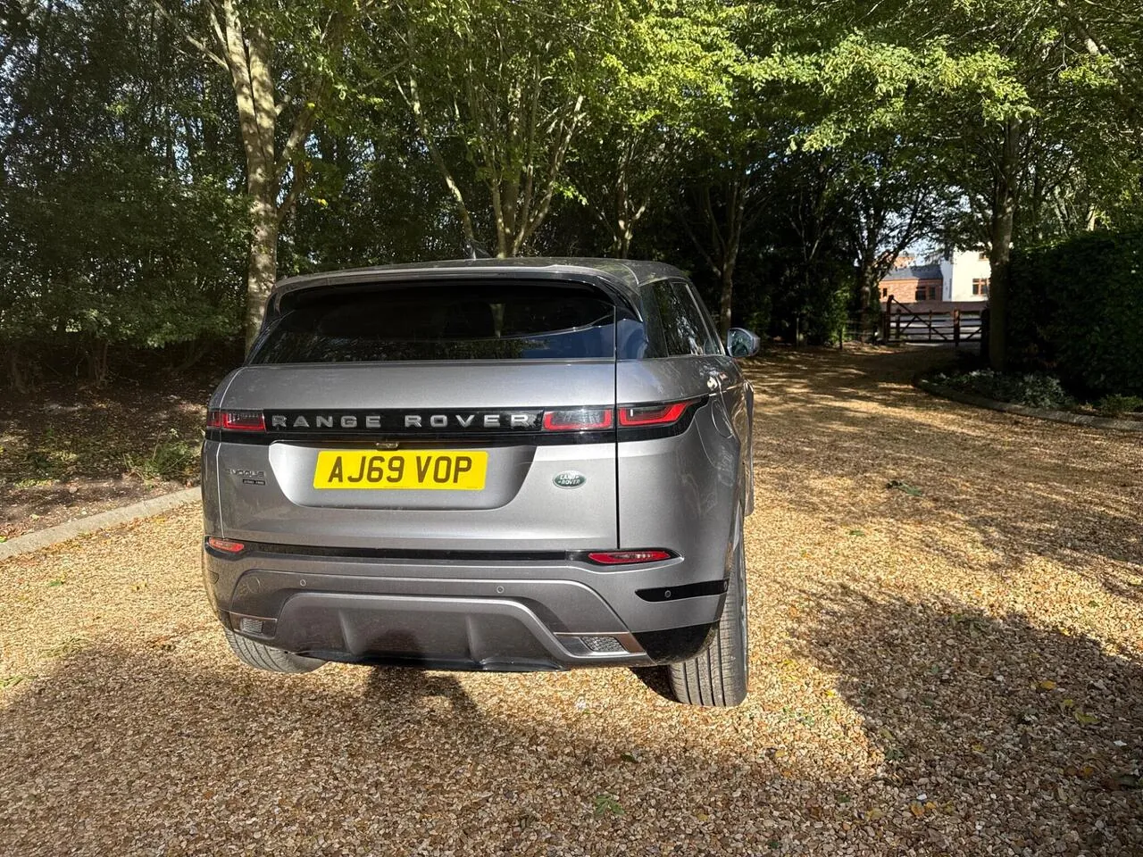 Land Rover Range Rover Evoque 2019 photo 3