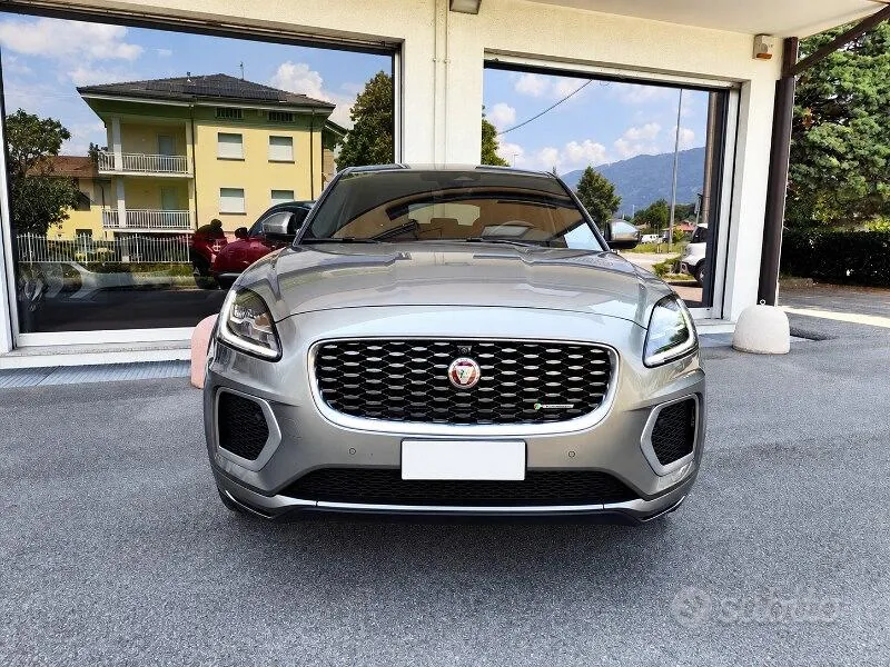 Jaguar E-Pace 2021 photo 2
