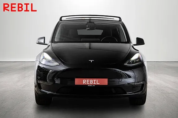 Tesla Model Y 2023 photo 3