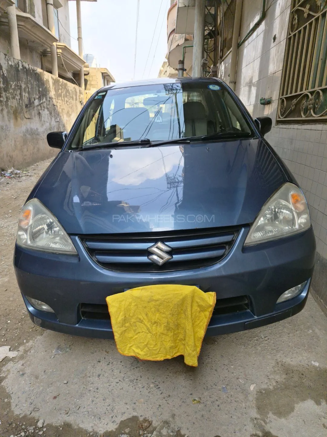 Suzuki Liana