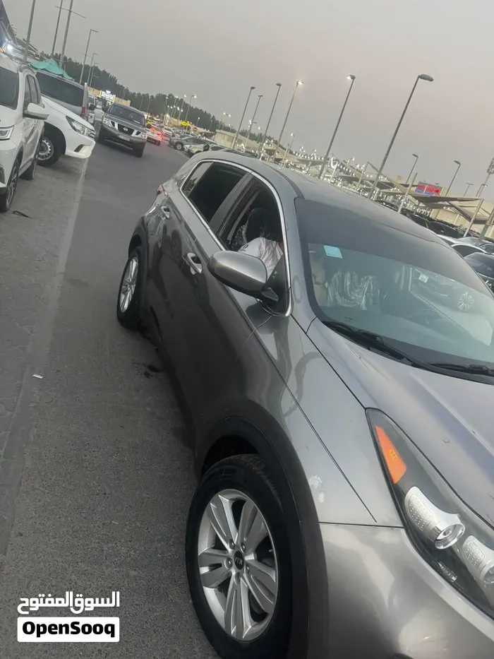 Kia Sportage 2017 photo 2