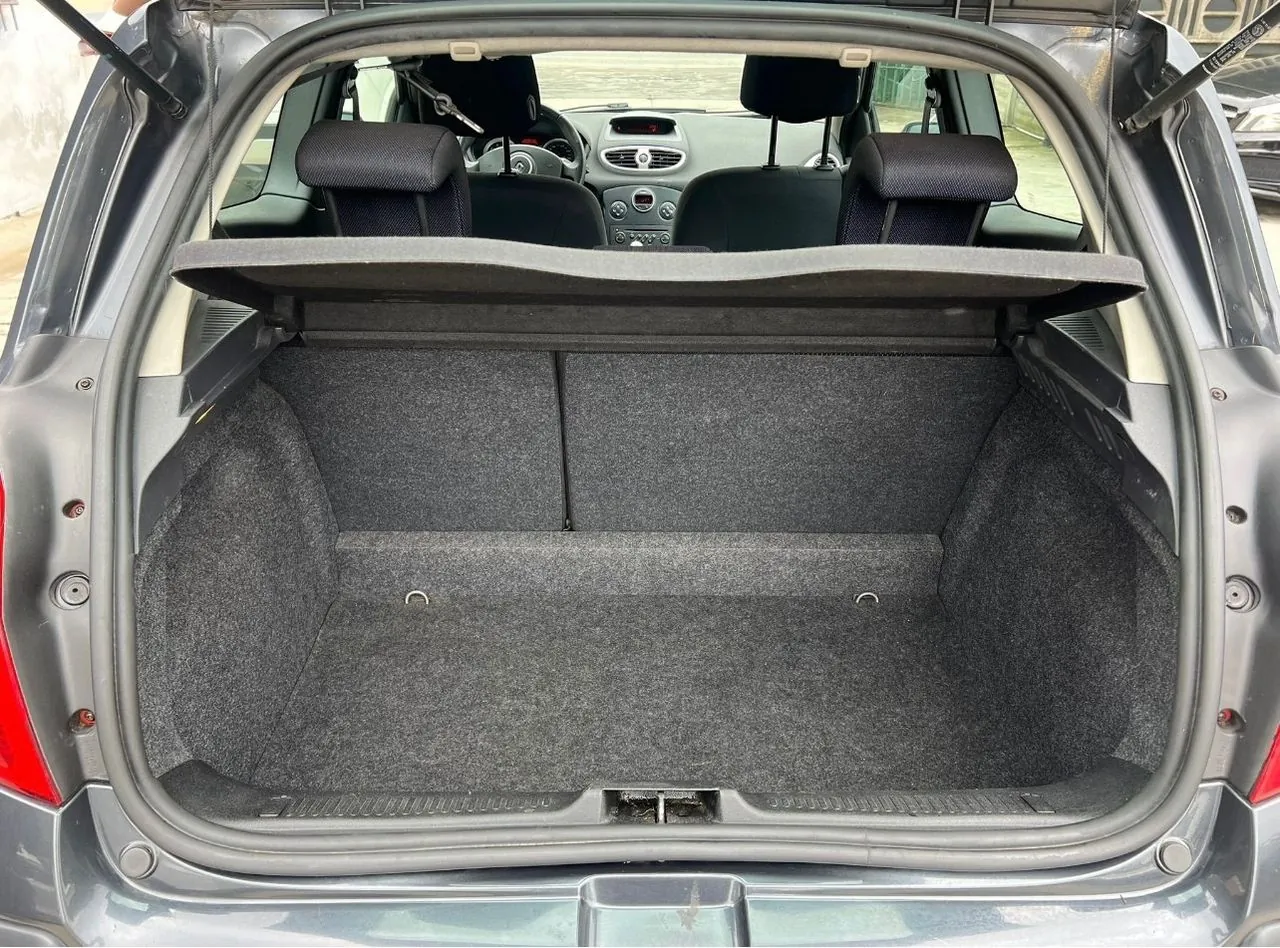 Renault Clio 2006 photo 5