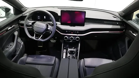 Skoda Superb 2025 photo 4