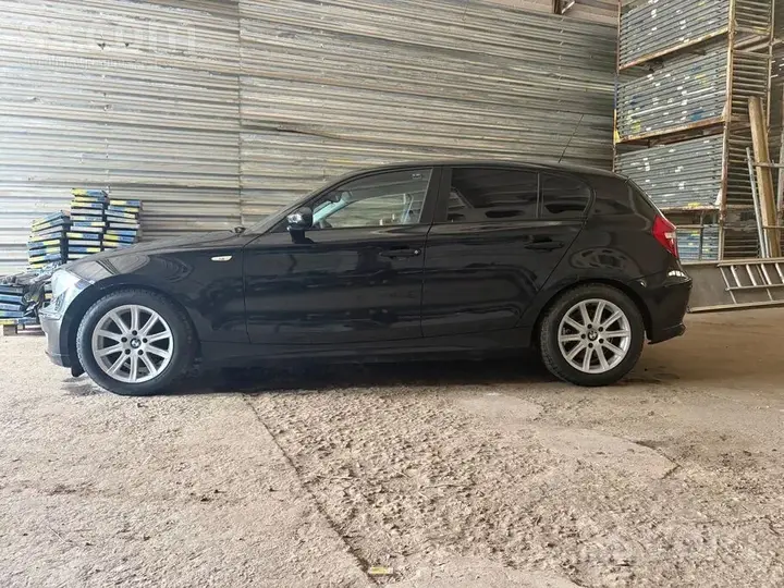 BMW 120D 2007 photo 2