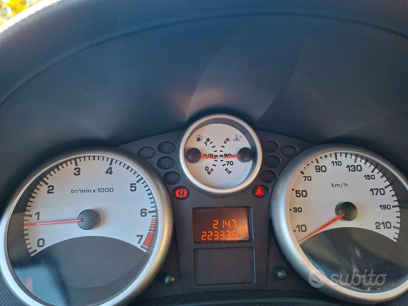 Peugeot 207 2010 photo 5